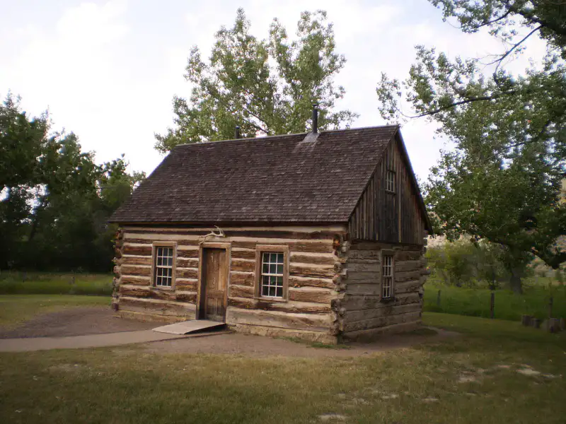 Maltese Cross Cabin - Medora