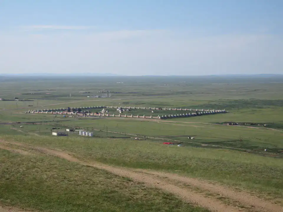 Monument de la carte impériale — Kharkhorin et Erdene Zuu