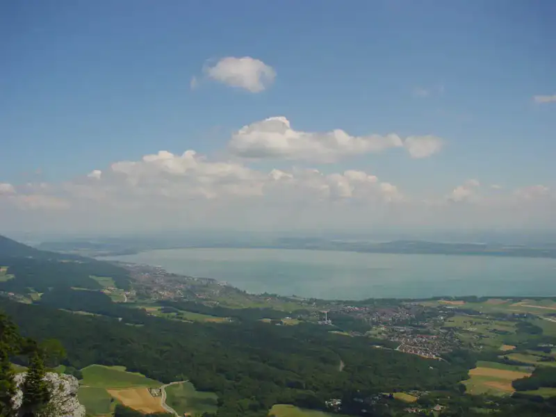 Lac de Neuchâtel - Neuchâtel et Creux du Van