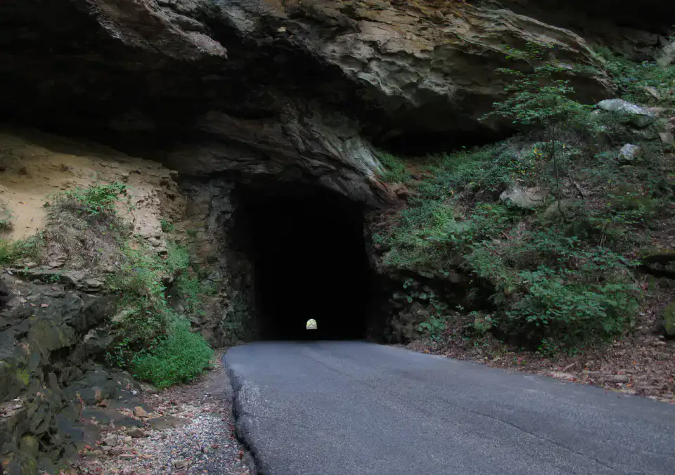 Nada Tunnel - Red River Gorge