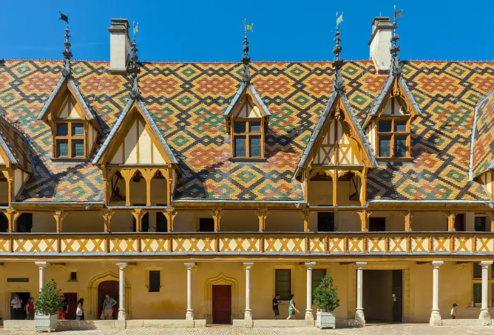Beaune - Dijon, Beaune et Bourgogne