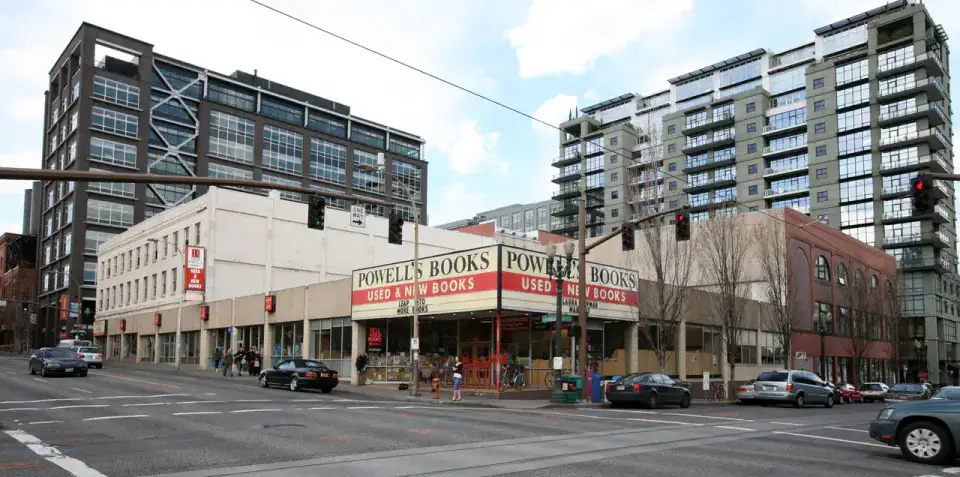 Powell's City of Books - Portland
