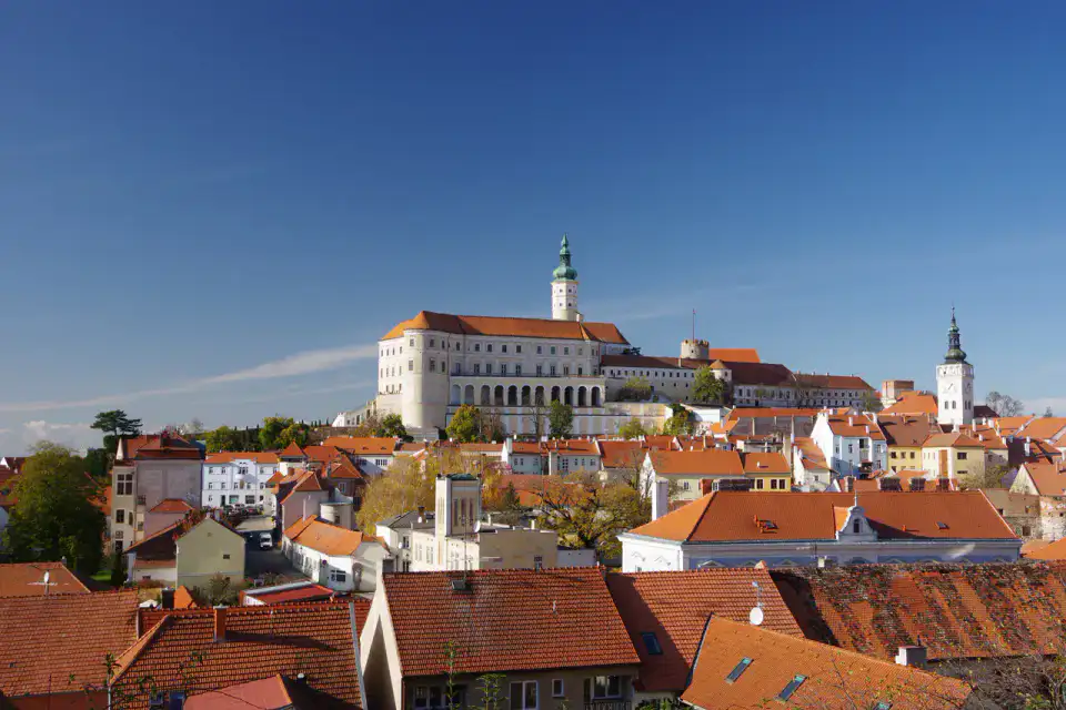Mikulov — Lednice, Mikulov et vignobles moraves