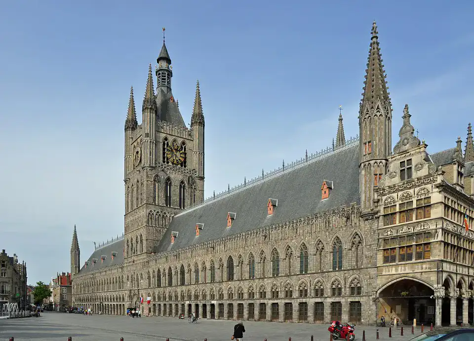 Halles aux draps d'Ypres
