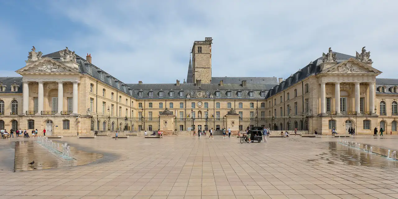 Dijon et palais des ducs - Dijon, Beaune et Bourgogne