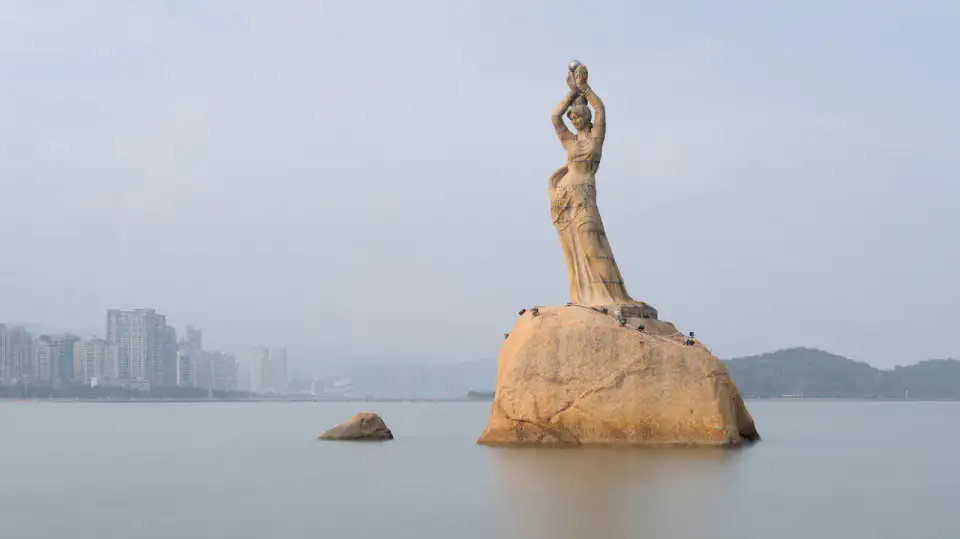 Statue de la Pêcheuse - Zhuhai