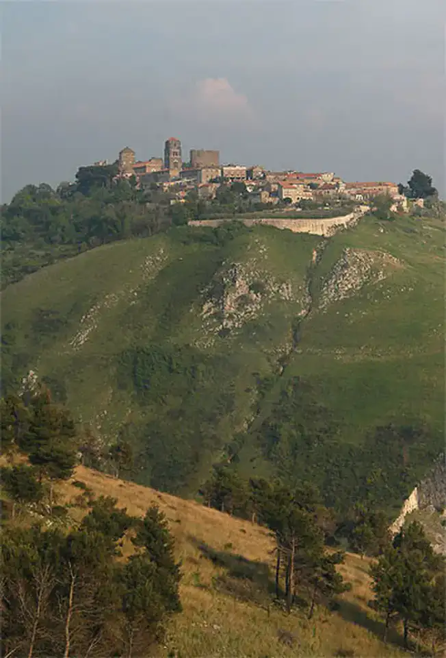 Casertavecchia - Caserte et palais royal