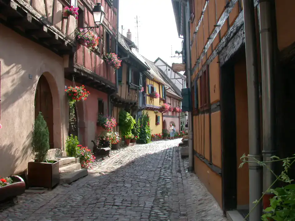 Eguisheim — Alsace et Route des Vins