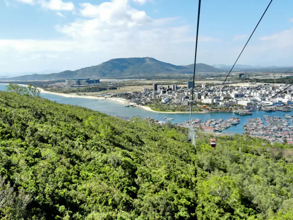 Baie de Qingshui - Lingshui et Diaoluoshan
