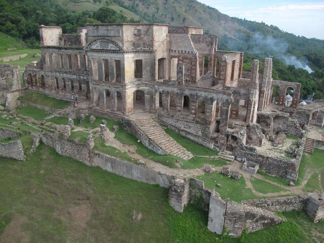 Palais Sans-Souci — Cap-Haïtien et les forteresses du Nord