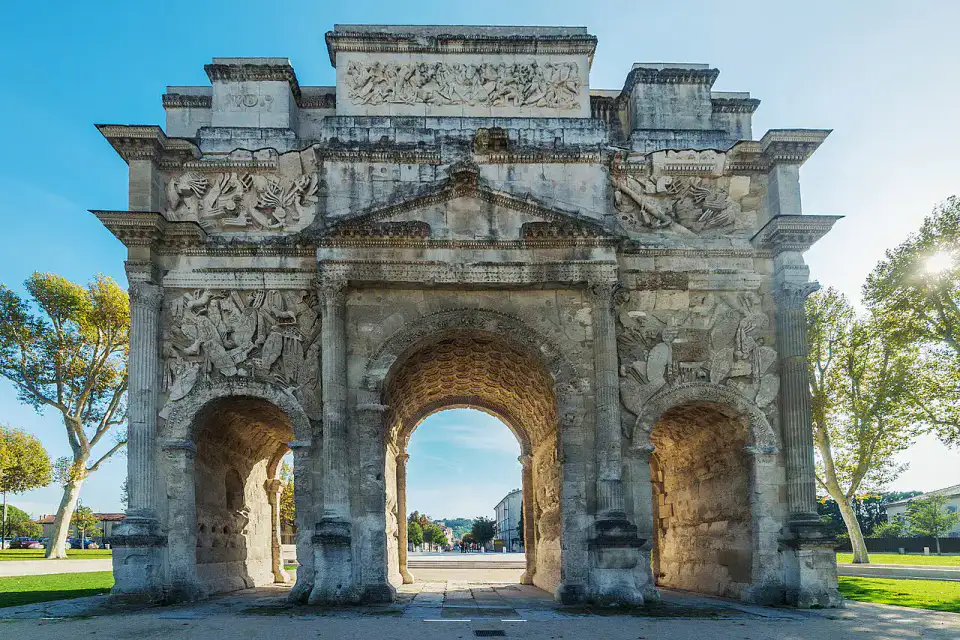 Arc antique d'Orange - Avignon et Alpilles
